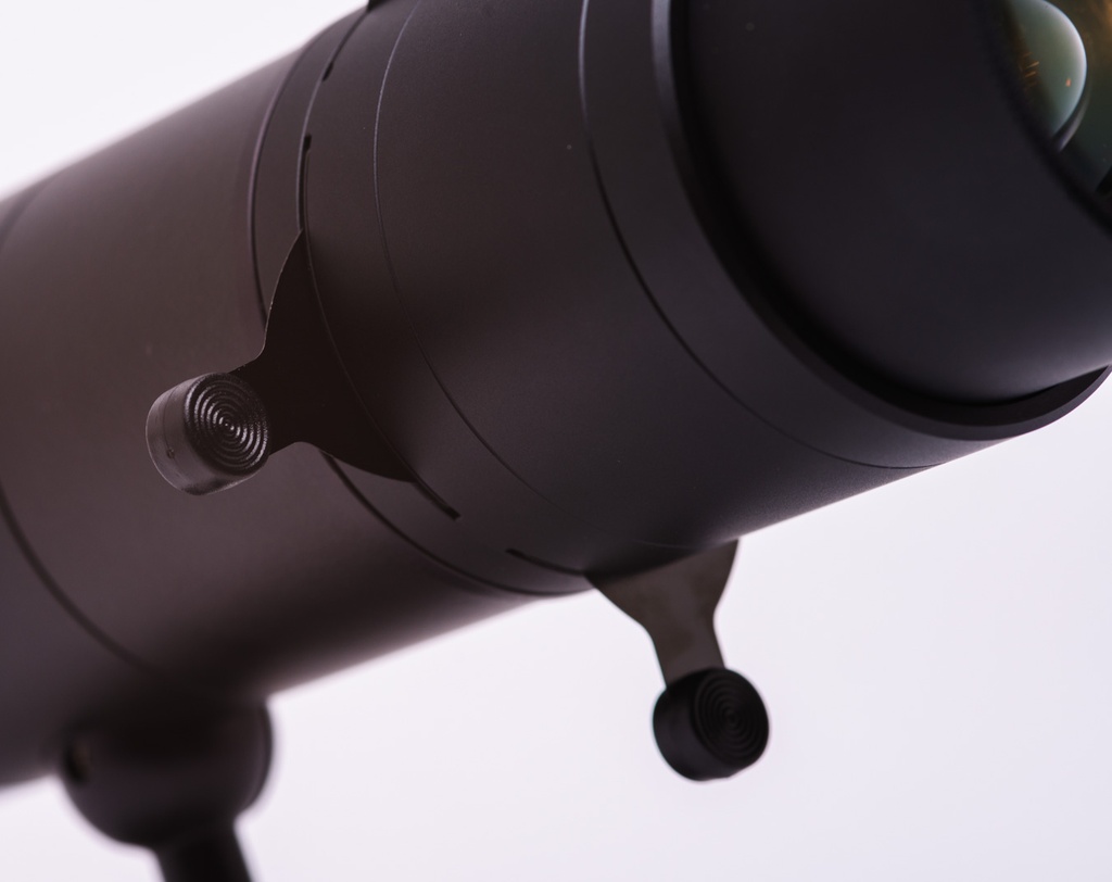 ZTA.50.Mains Track.Framer